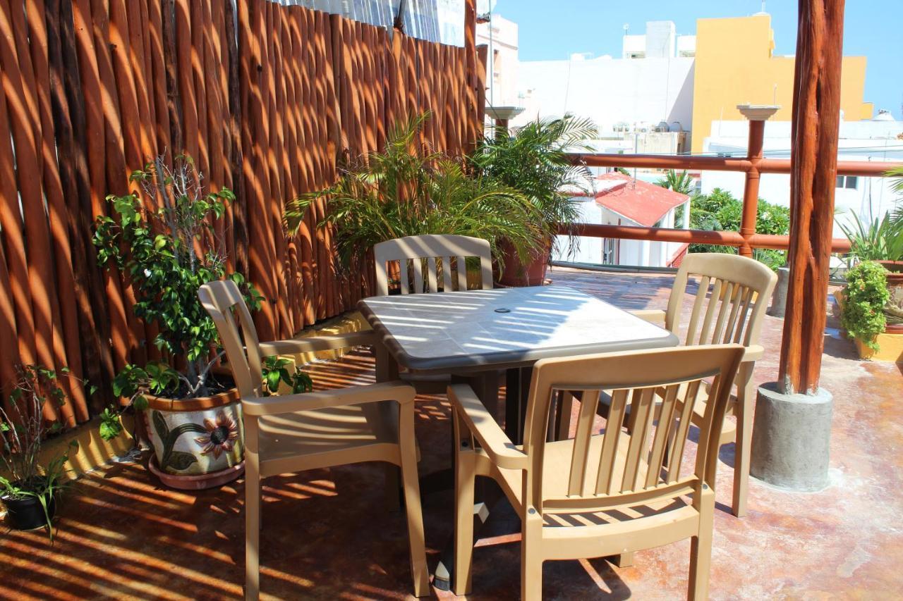 Cande'S Apartments Isla Mujeres Exterior photo
