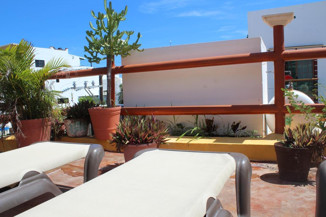 Cande'S Apartments Isla Mujeres Exterior photo