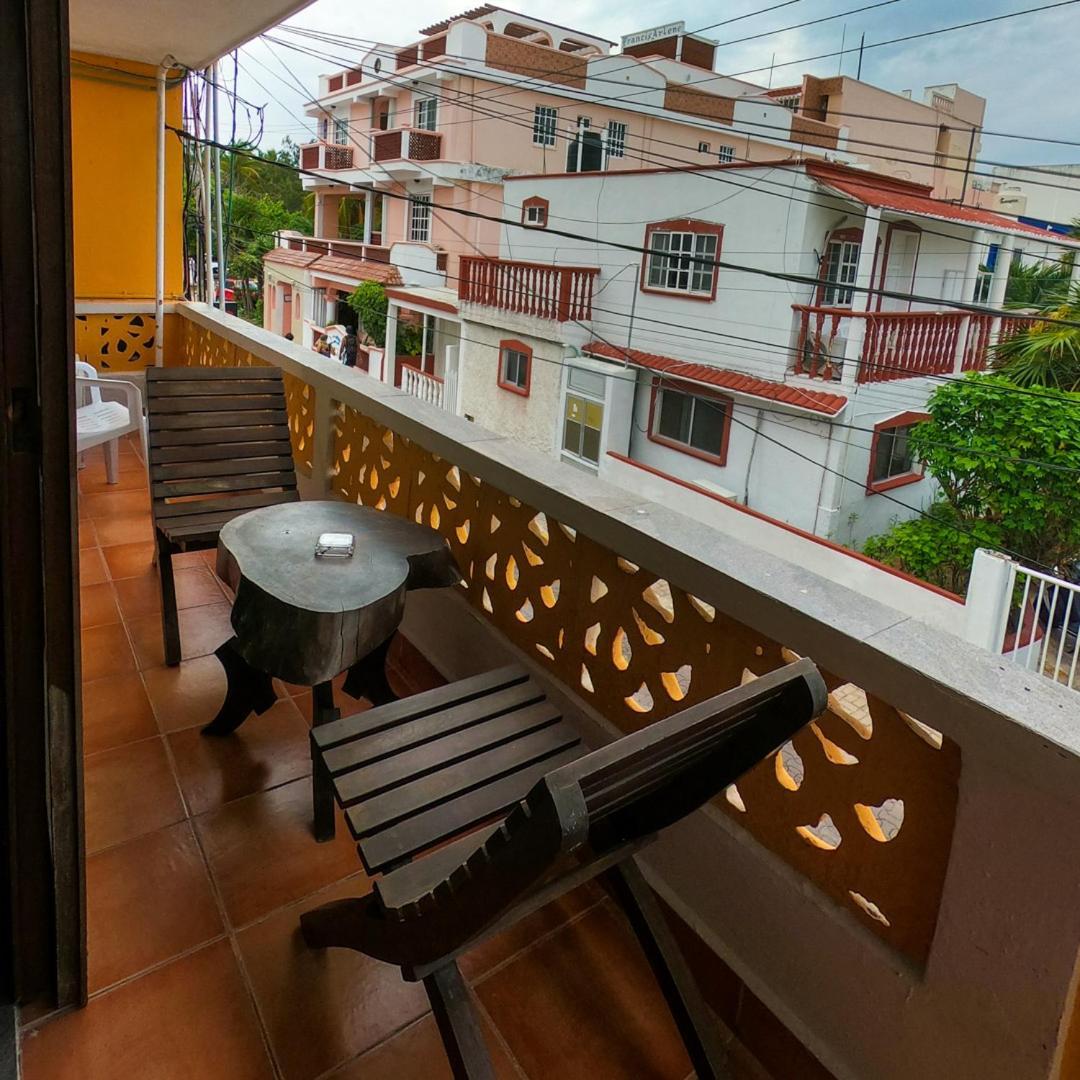 Cande'S Apartments Isla Mujeres Exterior photo