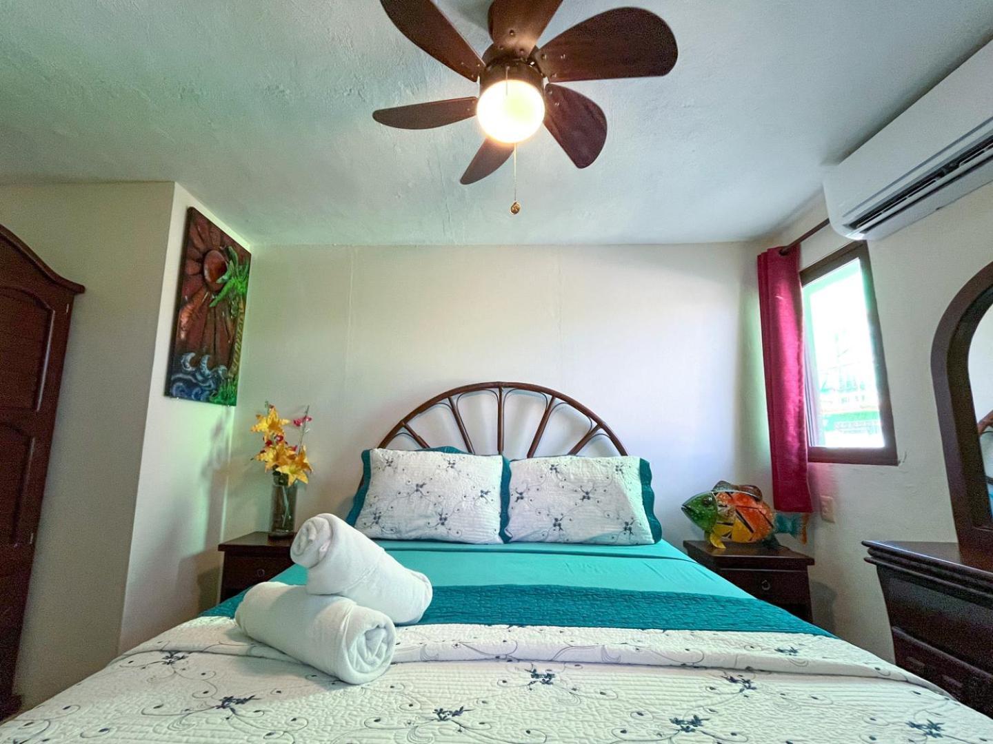 Cande'S Apartments Isla Mujeres Exterior photo