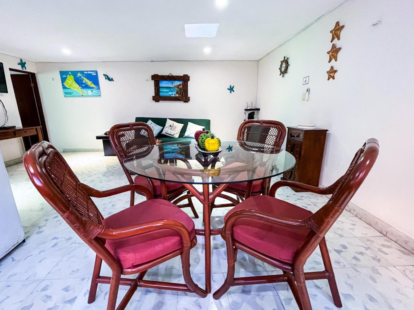 Cande'S Apartments Isla Mujeres Exterior photo
